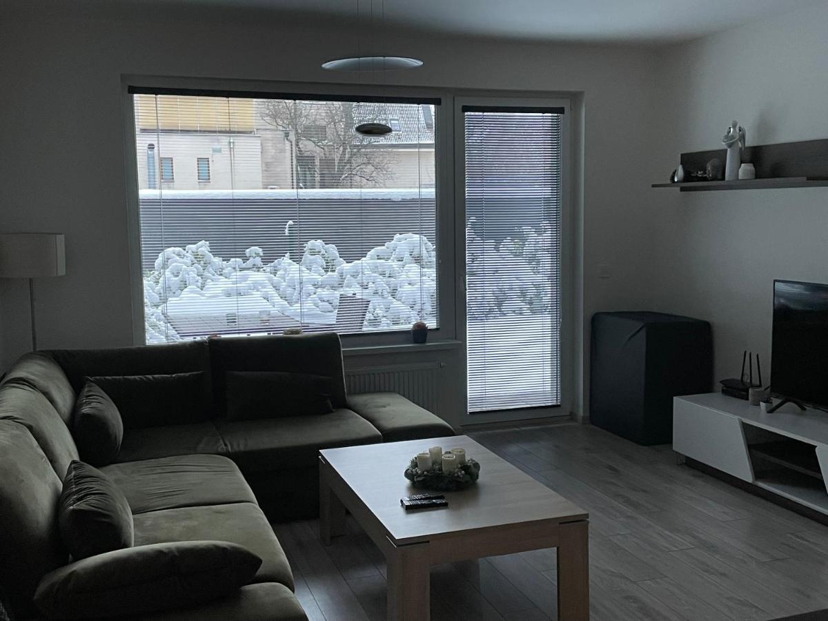 Garden Apartman Radnica - Private Parking Included コシツェ エクステリア 写真